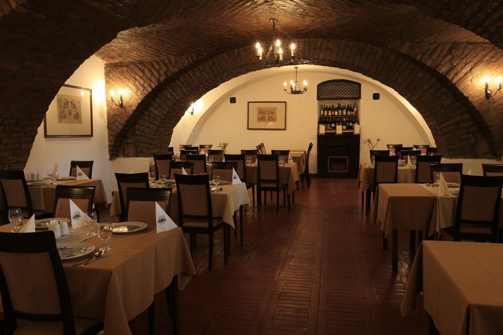 Teleki-Degenfeld Kastelyszallo Szirák Restaurant billede